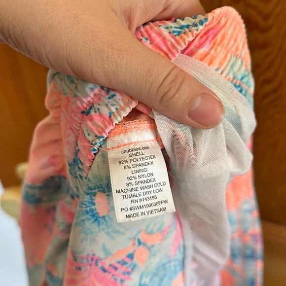 chubbies men’s 5.5 inseam tiger pose lined swim trunks - Picture 7 of 7